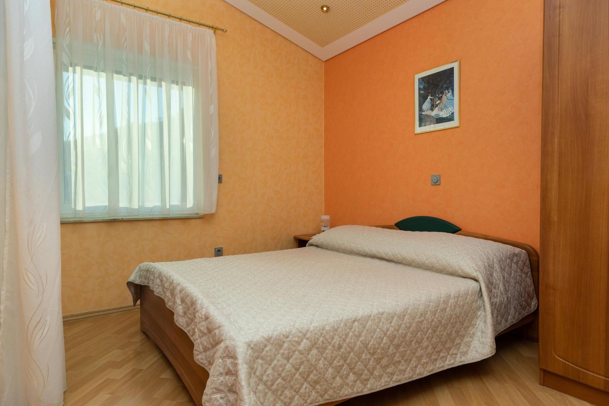 Apartments By The Sea Duce, Omis - 5973 Omiš Exterior foto
