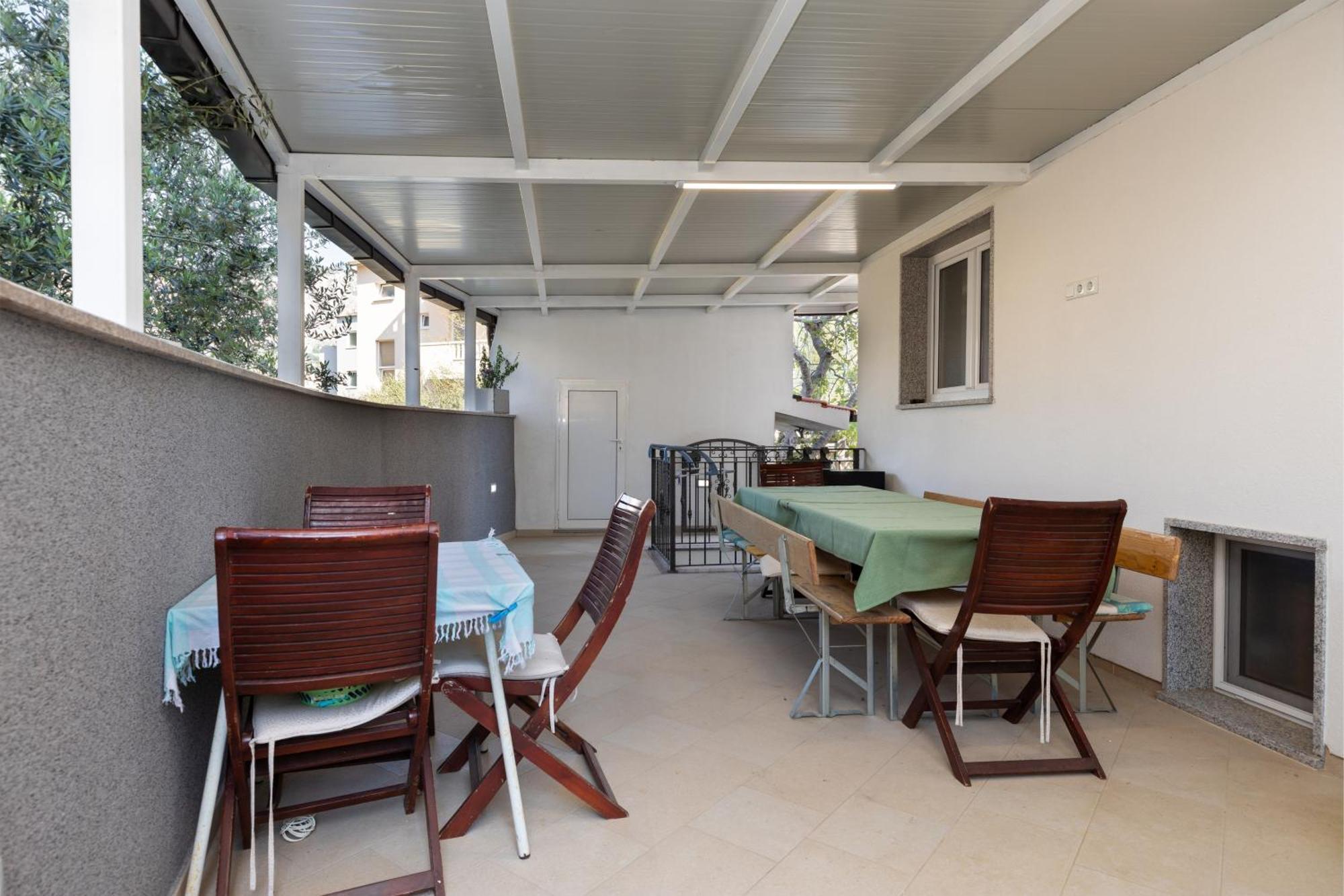 Apartments By The Sea Duce, Omis - 5973 Omiš Exterior foto